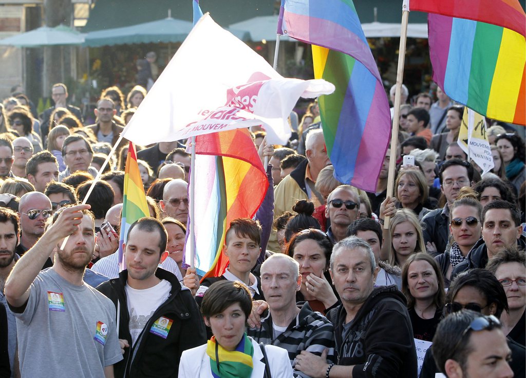 Le premier mariage d'un couple homosexuel sera célébré mercredi en France, concrétisant une réforme de société portée par la gauche.