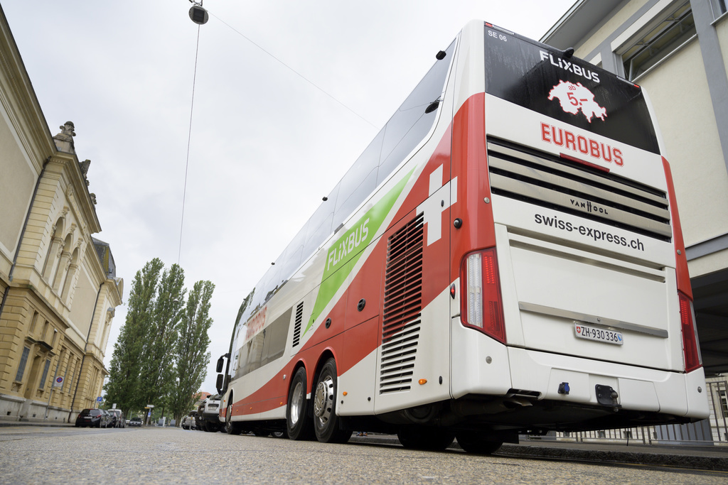 La compagnie Flixbus a décidé d'interrompre momentanément ses services en Suisse (archive).