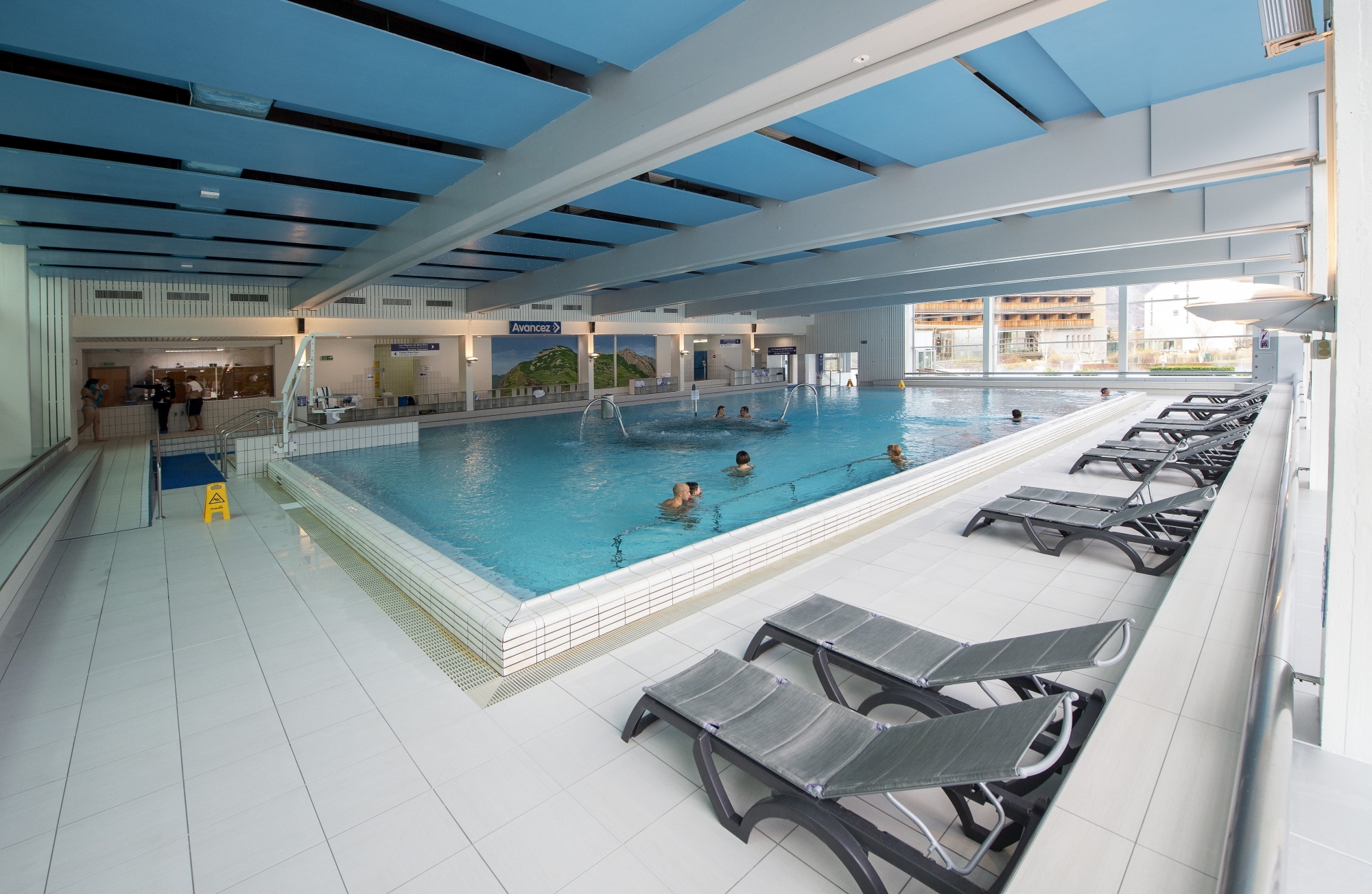 Les clients de l'hôtel des Bains de Saillon sont les seuls autorisés à se baigner.
