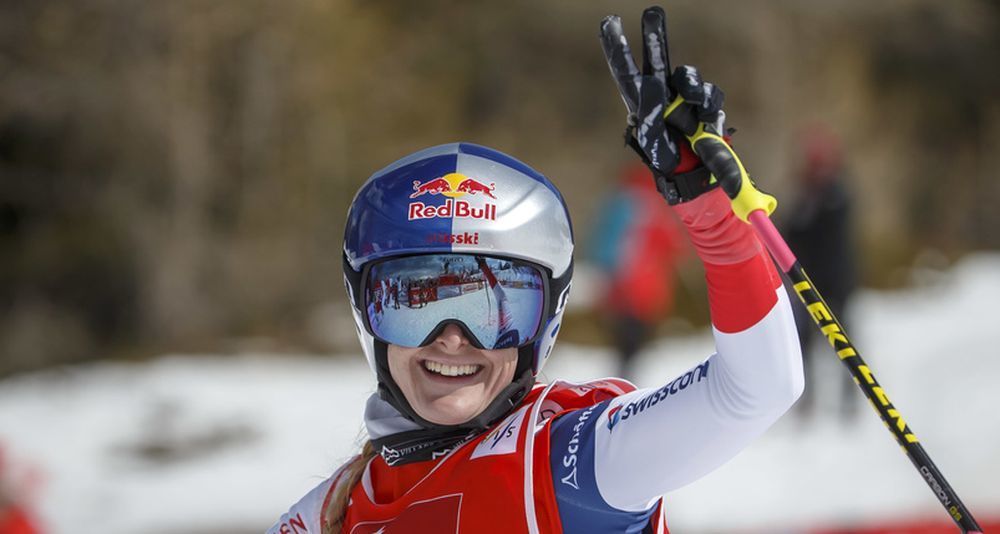 Fanny Smith a pris la deuxième place de la première course de Coupe du monde à Arosa.