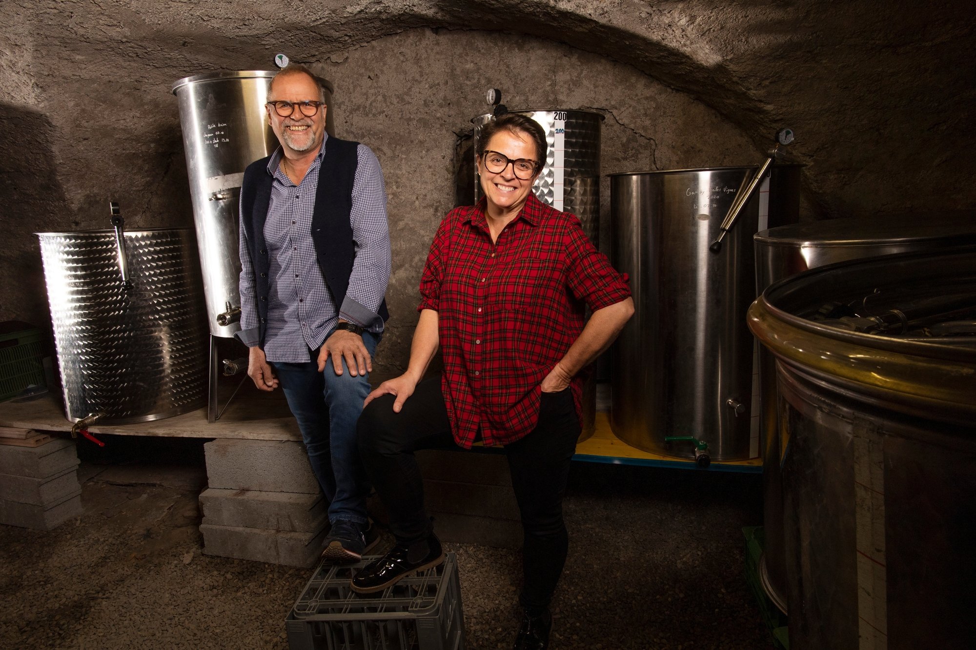 Echaudés par deux années compliquées pour tous les vignerons, Michel et Marielle Boson lancent leur petite cave cette année avec l'appui de toute la famille.