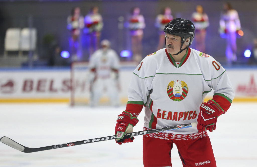 Le président biélorusse Alexander Lukashenko avait participé à un match de hockey.