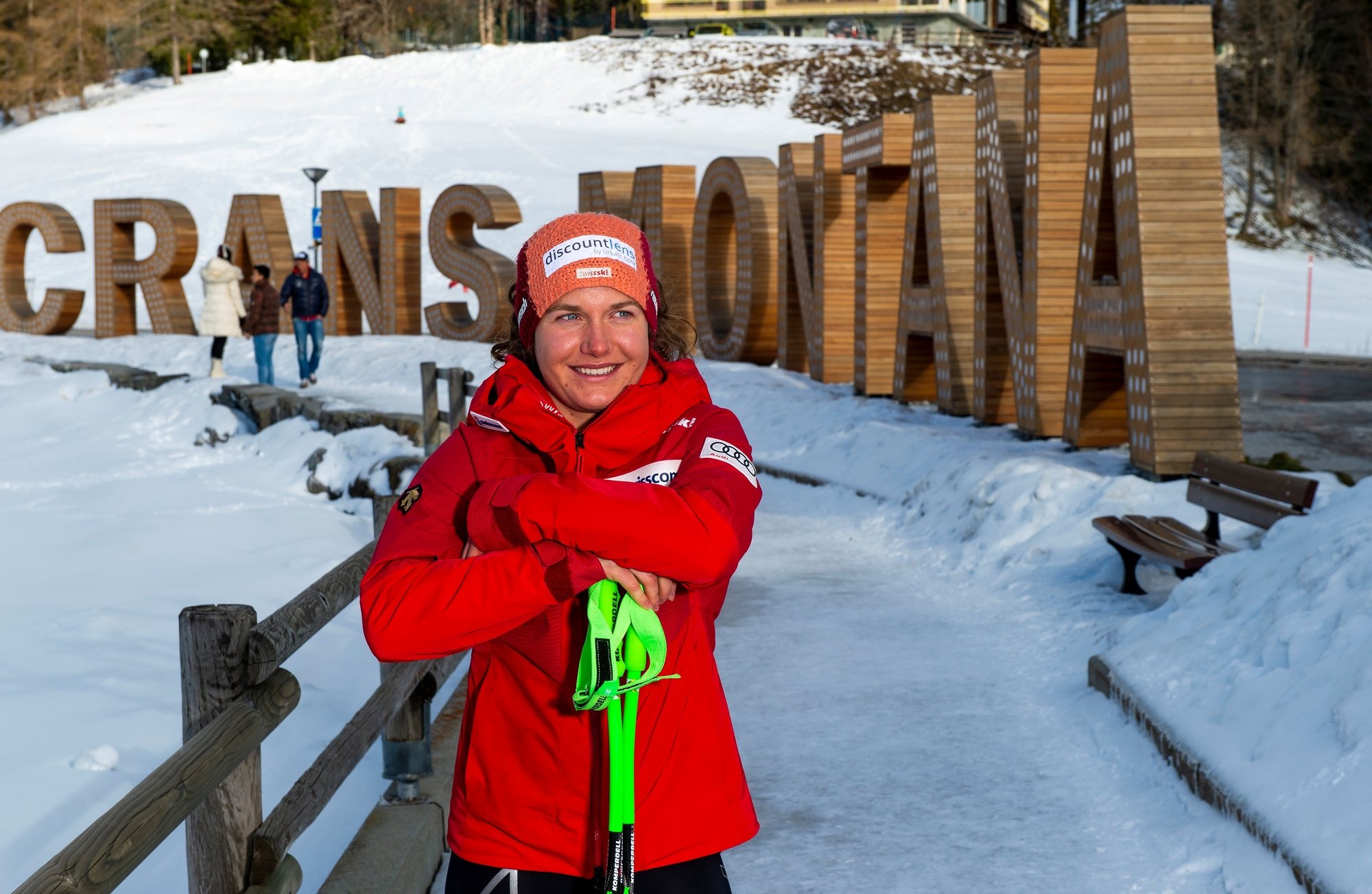 Lindy Etzensperger, qui pose dans l'aire d'arrivée de Crans-Montana en février 2020, sera la seule skieuse valaisanne engagée ce week-end en Coupe d'Europe.