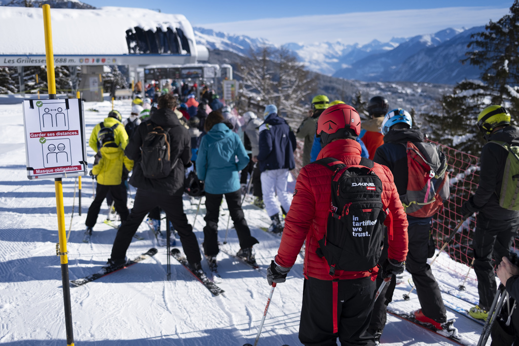 Ce sont 55% des sondés qui souhaiteraient la fermeture des stations de ski.