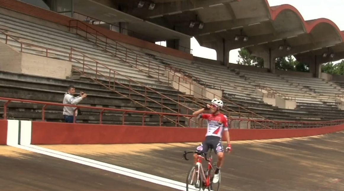 Simon Pellaud s'est imposé sur le vélodrome de San Cristobal au Venezuela.