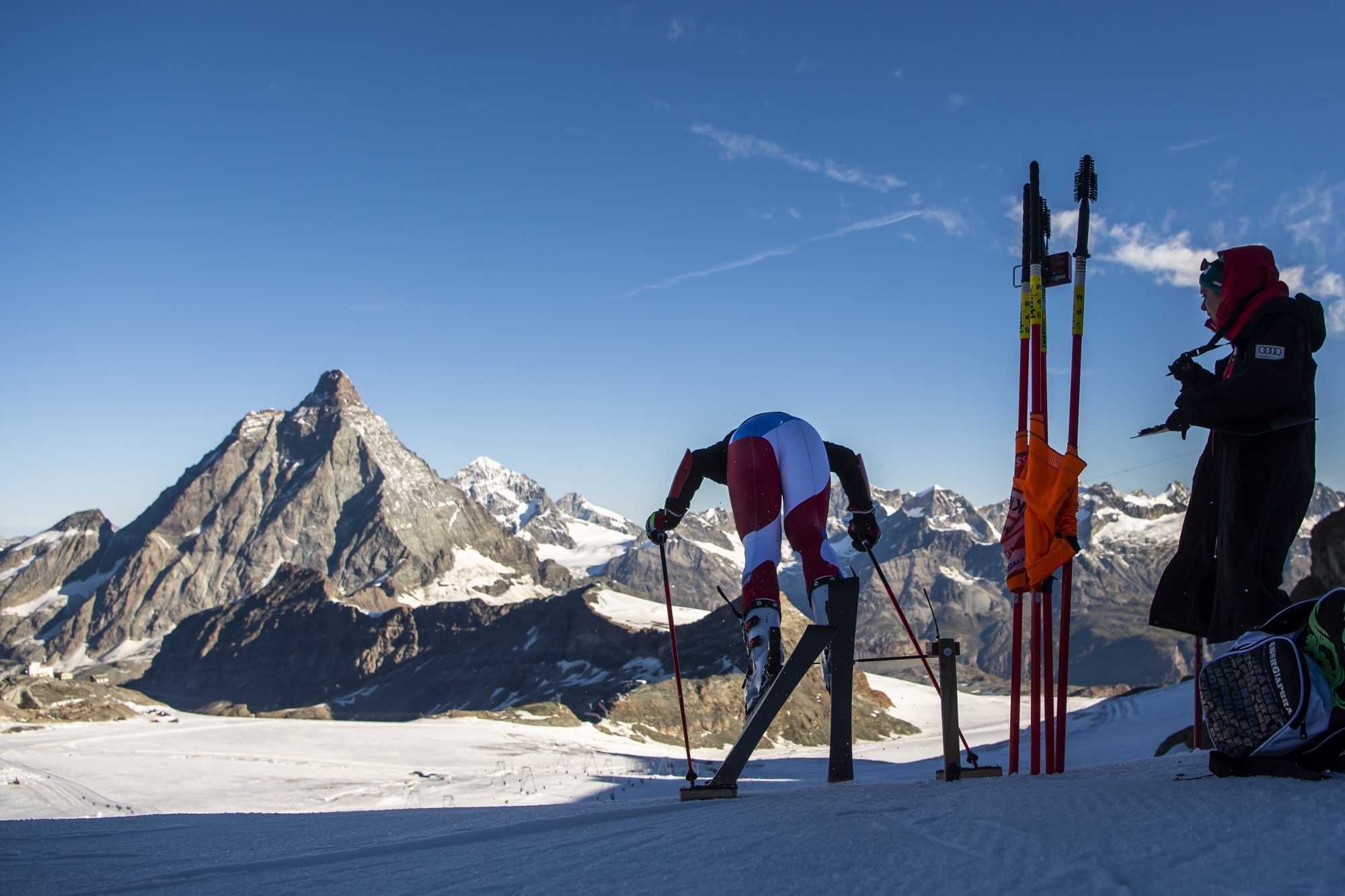 Les skieurs de Coupe du monde ont déjà leurs habitudes à Zermatt durant la préparation estivale.
