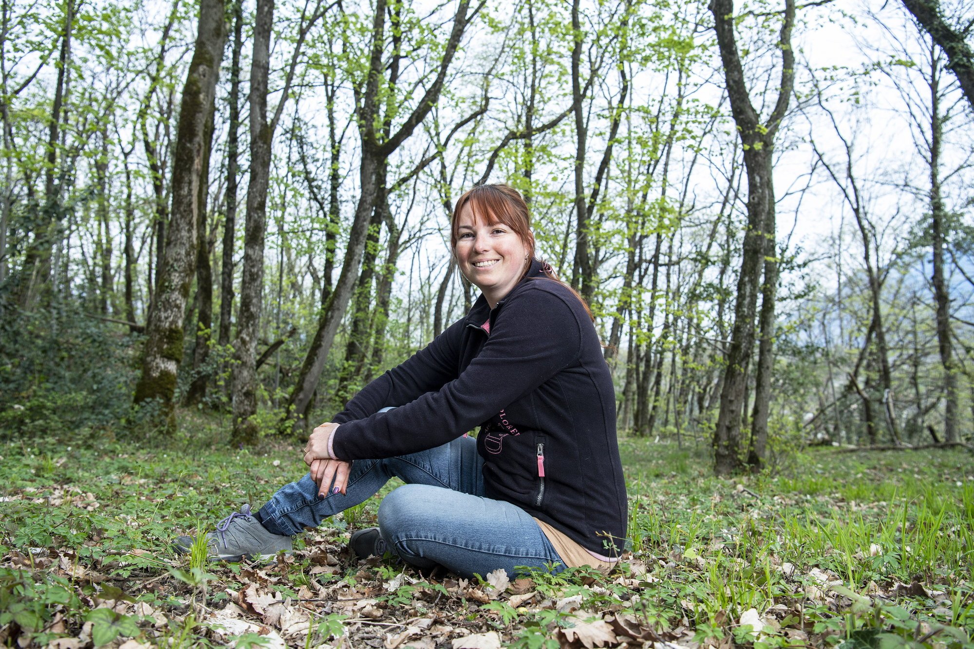 Native de Collombey mais résidant à Saint-Triphon, Sylvie Rossier a choisi d'installer sa crèche dans la forêt bordant son village d'adoption.