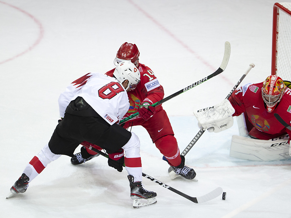 Au Championnat du monde à Riga, la Suisse a facilement battu le Bélarus 6-0 pour son sixième match du tour préliminaire.