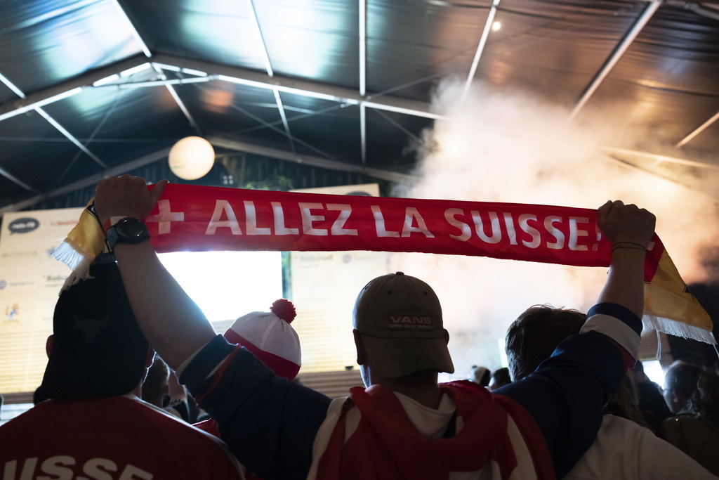 Un écran géant et un bar occuperont la place Centrale de Martigny du 2 au 11 juillet 2021.