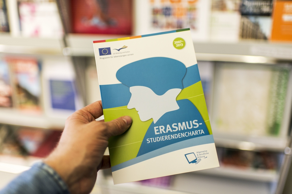 Pas de solution pour le moment pour le programme Erasmus+.