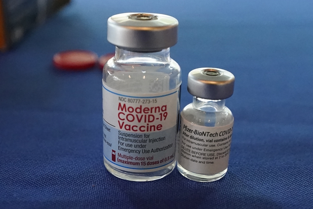 En Valais, le vaccin à ARN messager administré dans les centres de vaccination cantonaux change selon le jour de la semaine.