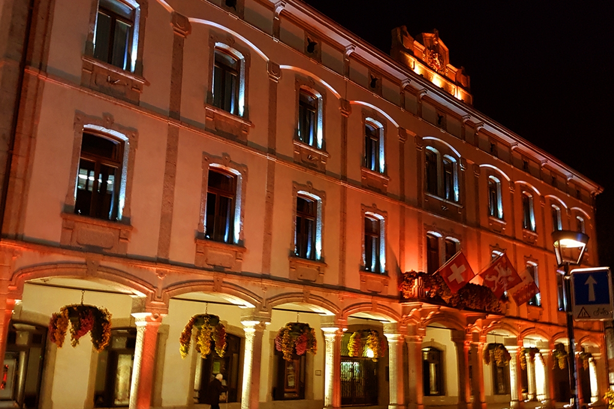 Dans la nuit du 17 au 18 septembre, l'Hôtel de Ville de Martigny va de nouveau se teinter d'orange.