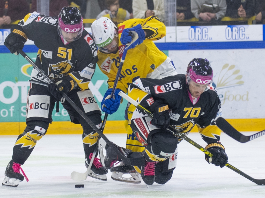 Zoug a finalement battu 3-2 aux tirs au but Rapperswil-Jona.