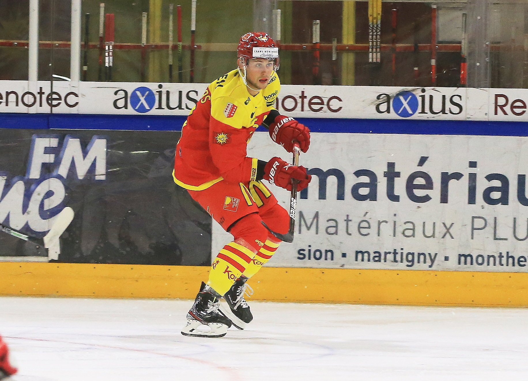 Emilijus Krakauskas a inscrit son premier but avec Sierre.