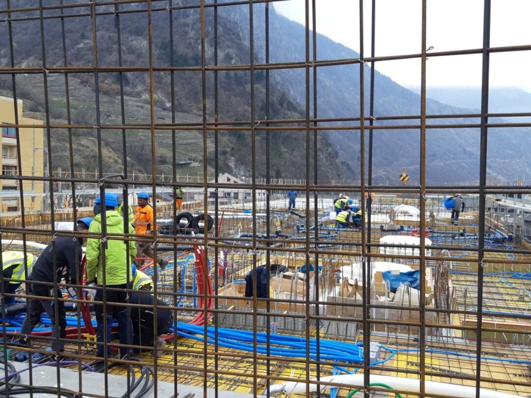 En Valais, patronat et syndicats se sont entendus sur une hausse des salaires de 1,5% dans les métiers de la construction.