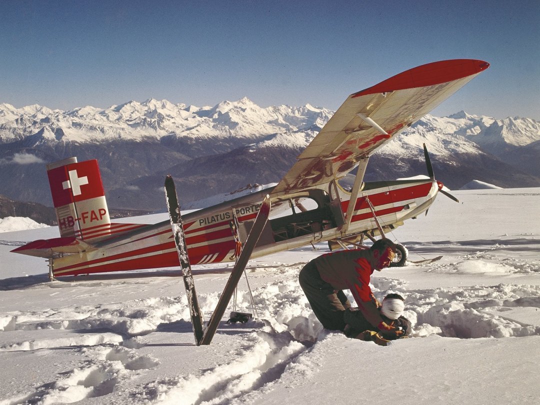 Hermann Geiger, le pilote des glaciers, pionnier du sauvetage en montagne.