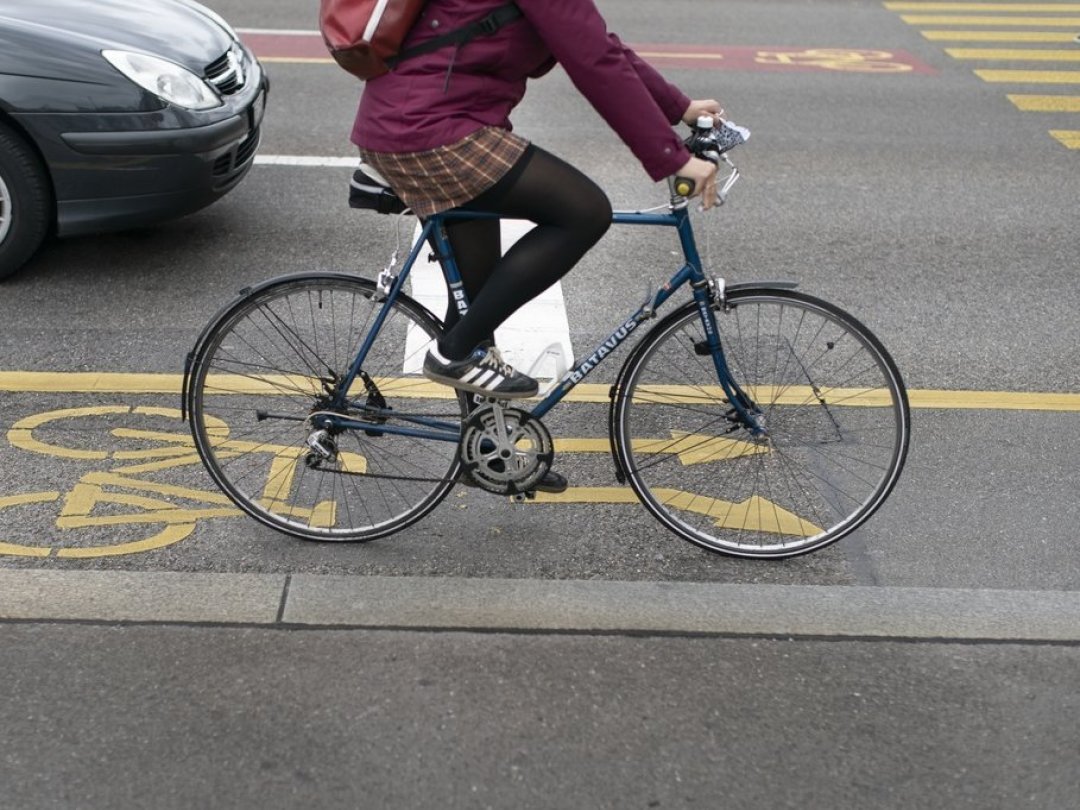 Les personnes qui effectuent au moins la moitié de leurs trajets domicile-travail à vélo participent à un tirage au sort, pour lequel des prix sont à gagner (illustration).