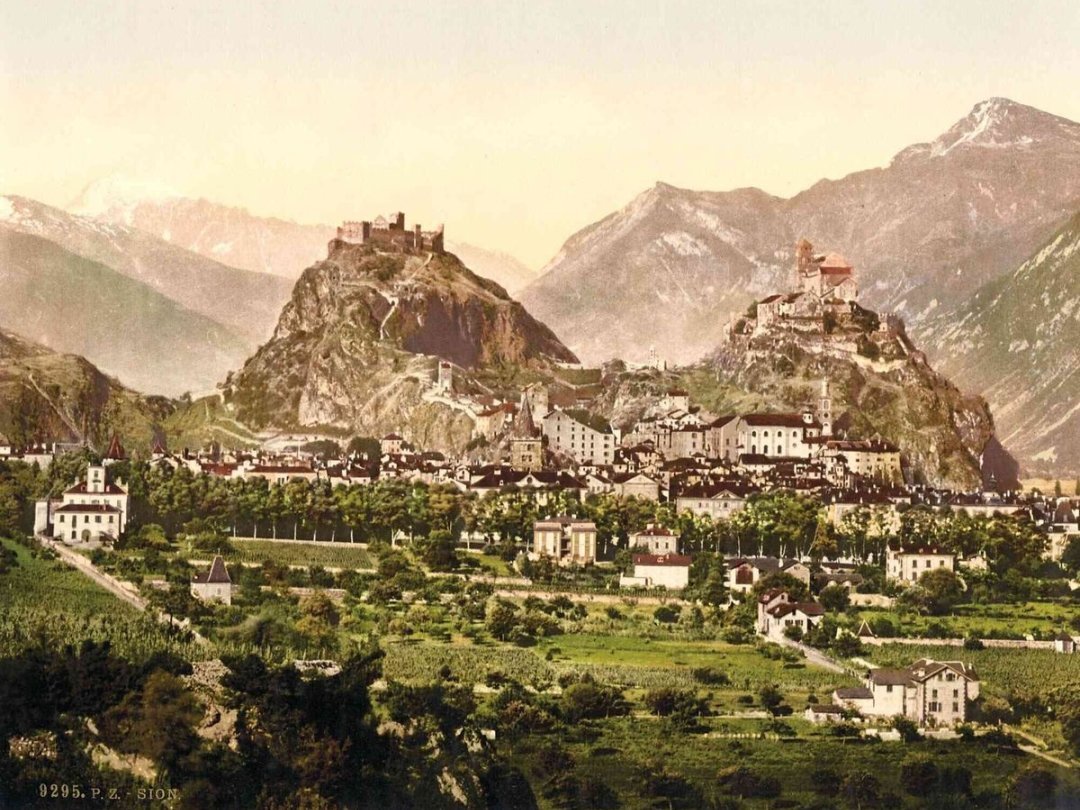 Une promenade à Sion figure parmi les propositions et s'intéresse au bâti de la période 1850-1920.