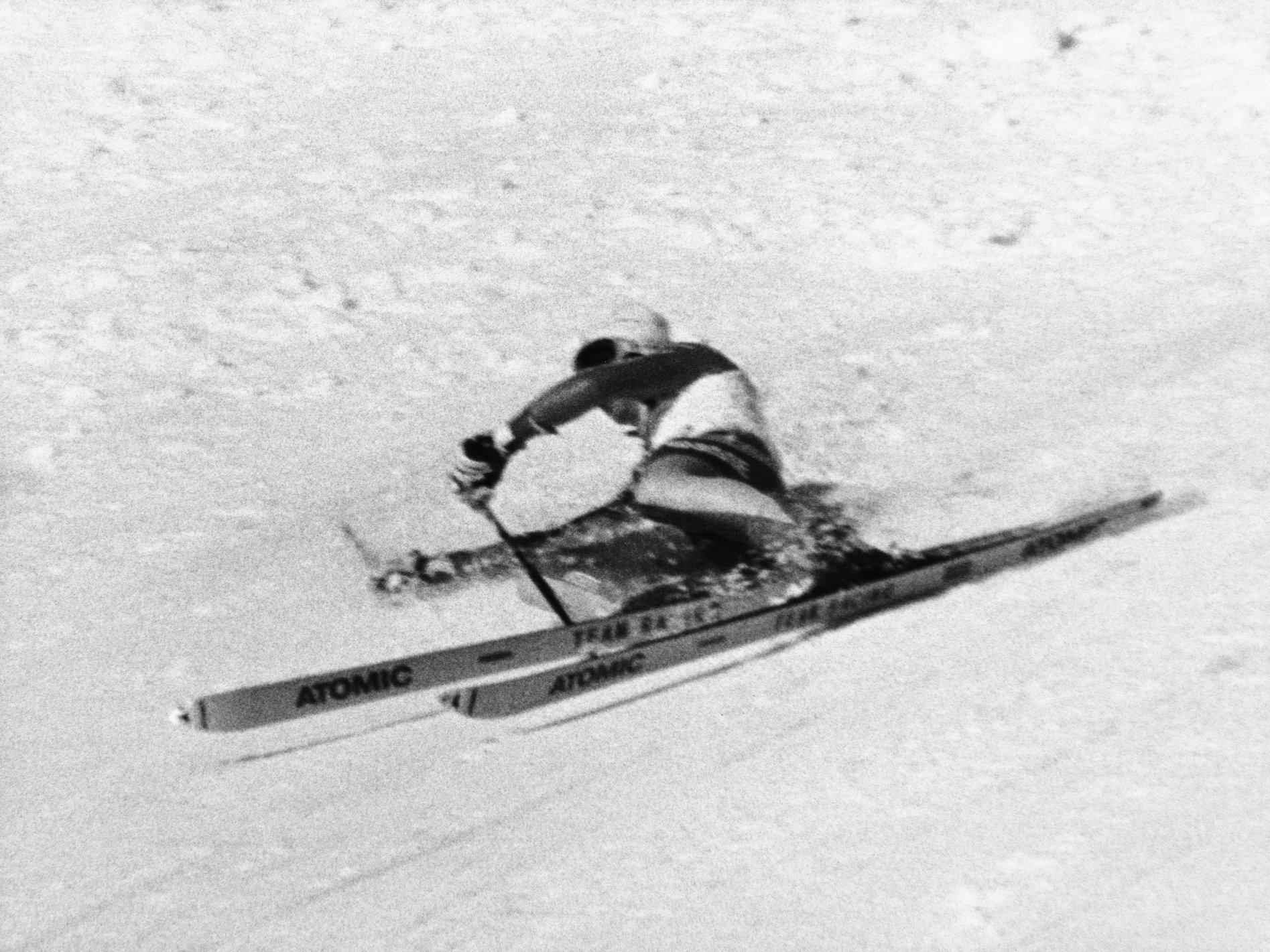 Joël Gaspoz chute avant la dernière porte lors de la deuxième manche du slalom masculin. Il était en tête après la première manche.