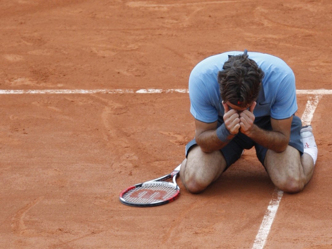 Le 7 juin 2009, sur la terre battue de Roland Garros, Roger Federer s'impose face au Suédois Robin Söderling.