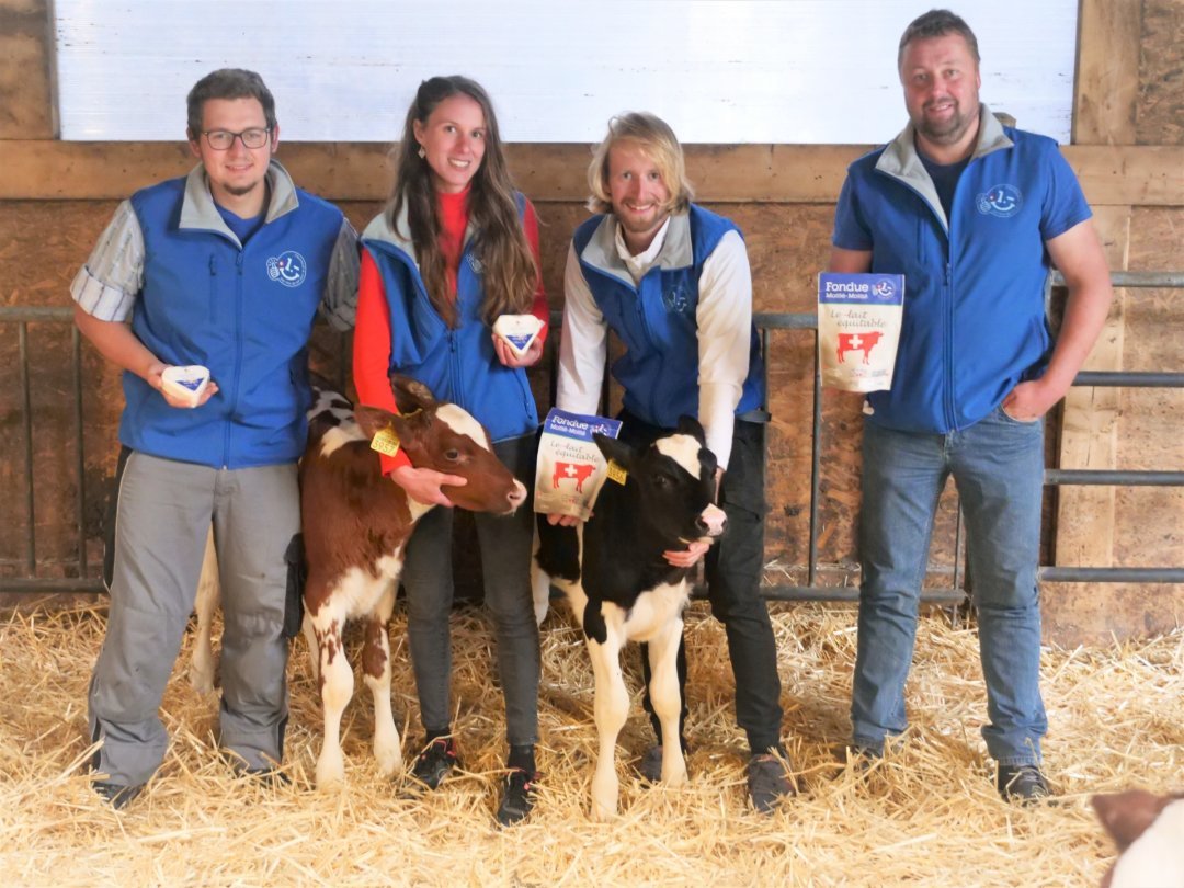 Les quatre agriculteurs valaisans qui ont adhéré au projet: Nicolas Musy, Stéphanie Mottiez, Romain Bonjean et Patrice Défago (de gauche à droite).