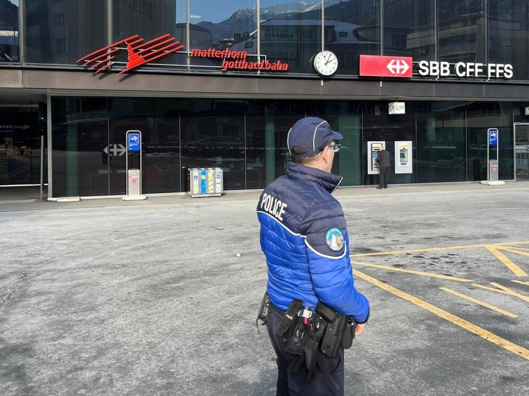 Sept femmes sont soupçonnées d'avoir commis plusieurs vols à la tire aux alentours de la gare de Viège.