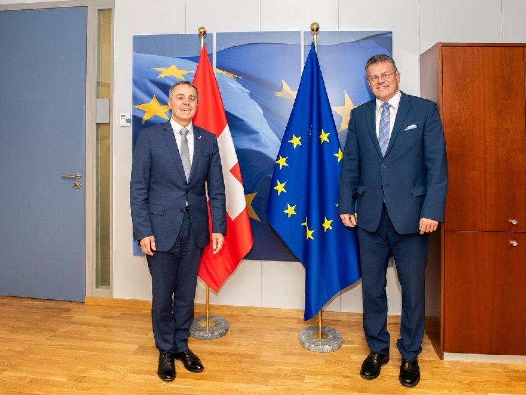 Jusqu'ici, le ministre des affaires étrangères Ignazio Cassis et le commissaire européen en charge de la question suisse, Maros Sefcovic, ne se sont rencontrés qu'une fois, à Bruxelles, en novembre 2021.