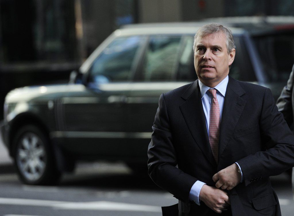 Prince Andrew a déclaré qu'il se réjouissait de pouvoir se balader en toute sécurité dans le jardin. 