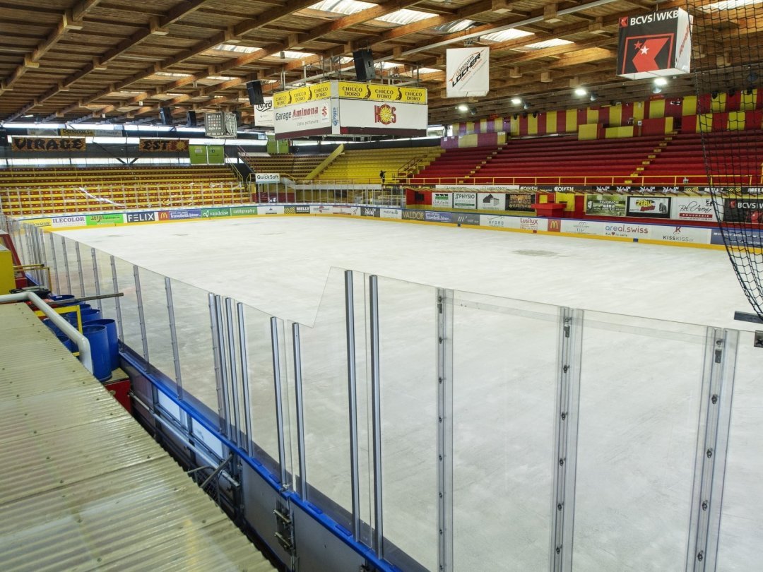 Inaugurée en 1958, la patinoire de Graben sera démolie après la mise en service de celle des Condémines.