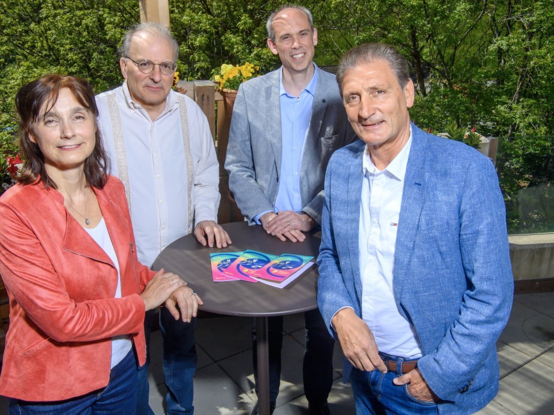 Véronique Vielle, directrice artistique, Stephan Imboden, basse, Alain Dubois, chef du Service cantonal de la culture, et Georges Mariétan, président des Rencontres musicales de Champéry.