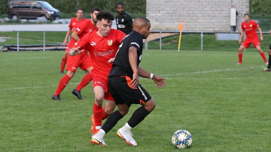 Football – 2e ligue: Savièse, Sierre et Saxon à l’affût des leaders, La Combe joue son maintien