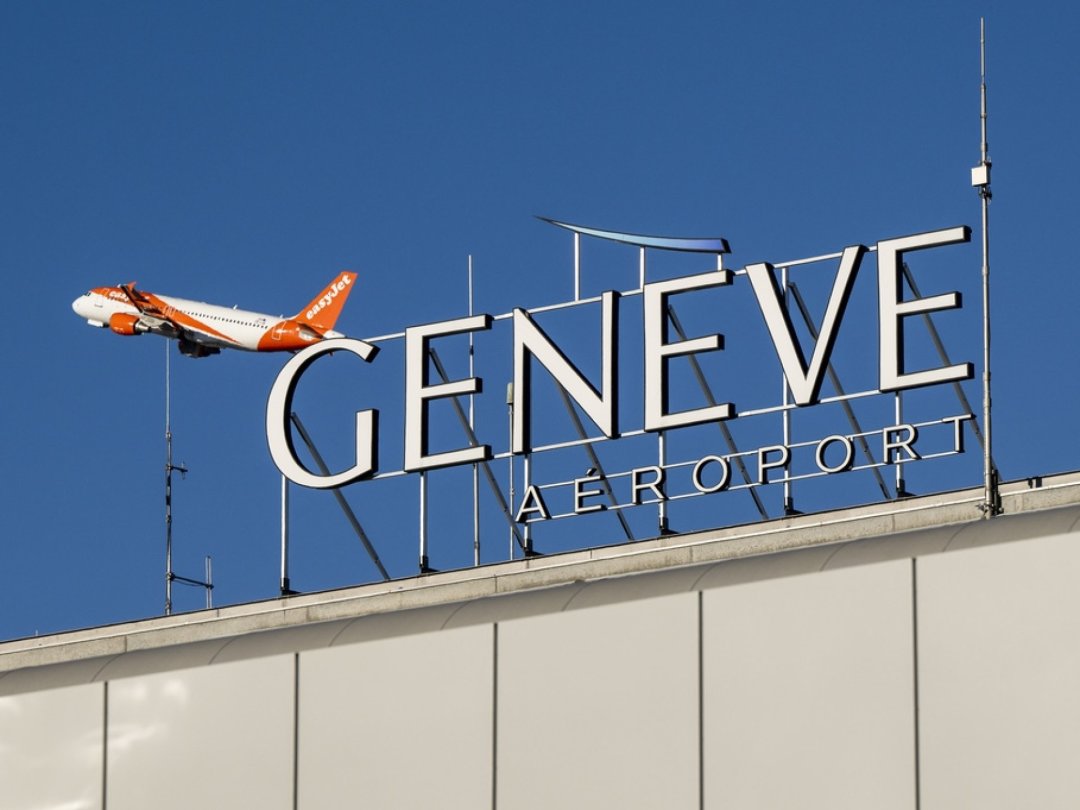 Parmi les dix premières compagnies aériennes opérant à l'aéroport de Genève, Easyjet représente une large part de marché avec 46,4%.