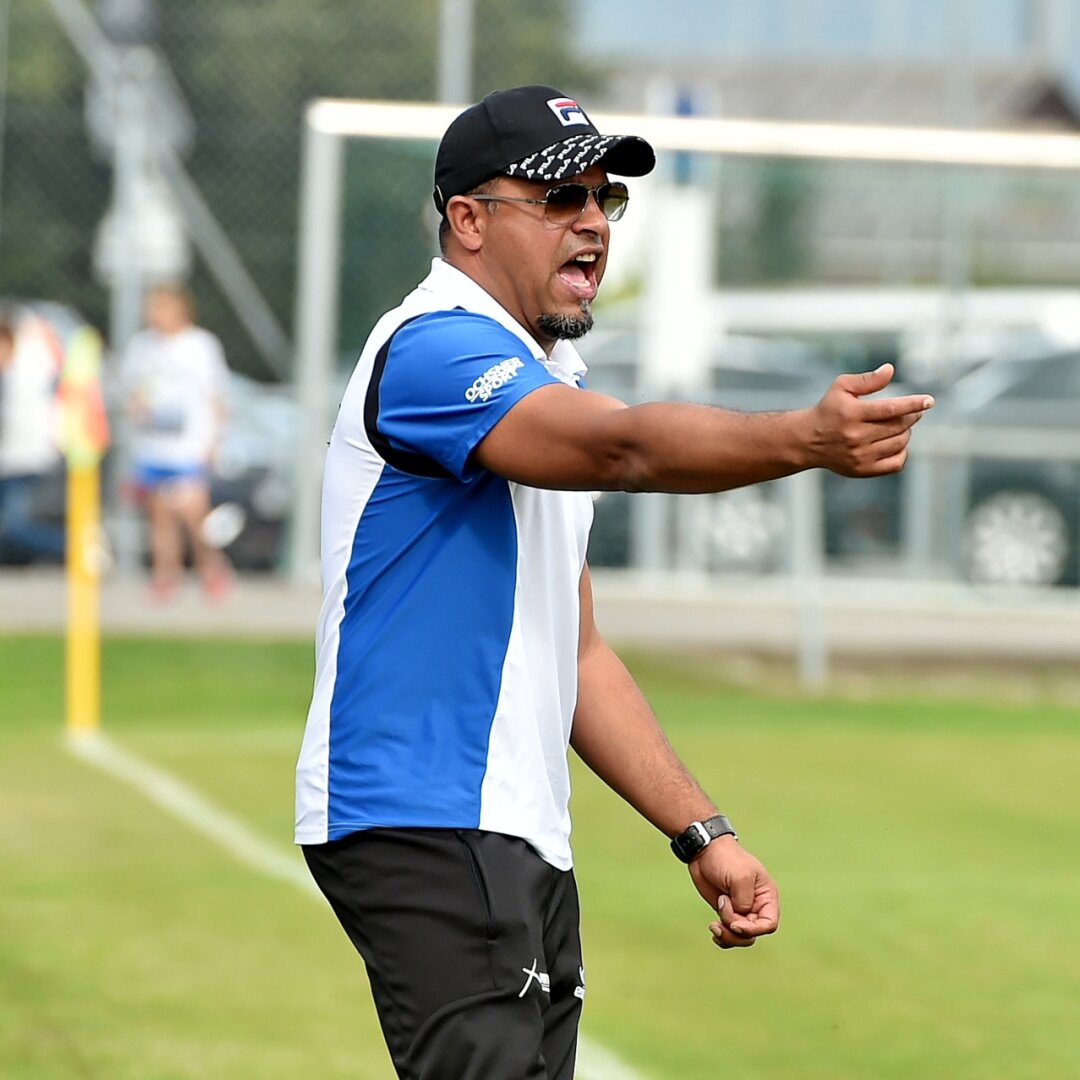 Arrivé sur le banc de l'USCM il y a sept saisons, Silvio Do Nascimento a hissé le club au sommet de 2e ligue. ©Daniel Clerc/Pigiste/Le  Nouvelliste