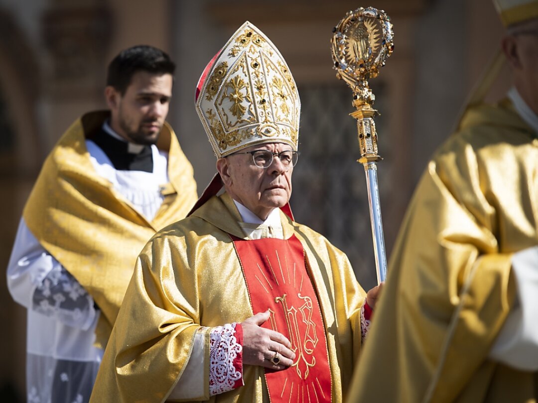 L'ancien évêque de Coire a vécu les dernières années de sa vie à l'institut traditionaliste Sancta Maria, dans le canton de Saint-Gall.