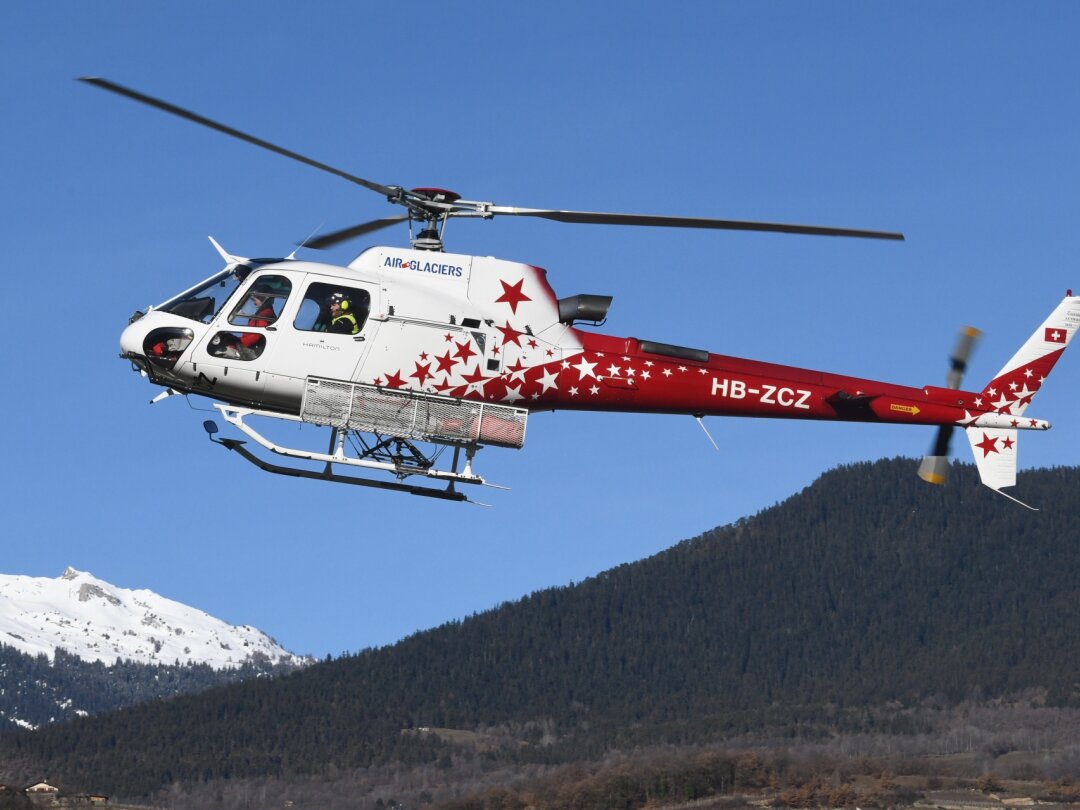 C'est cet hélicoptère acquis par Air-Glaciers en 2001 qui s'est abîmé mardi au sommet du Petit Combin.