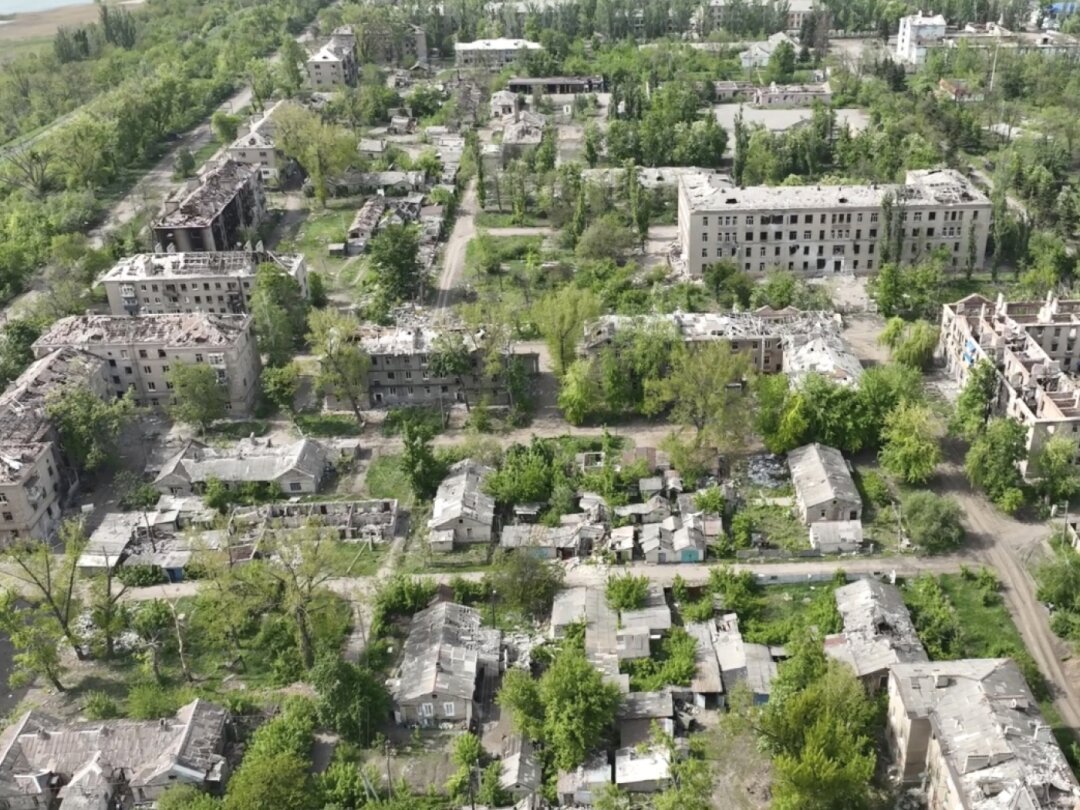 Une ville dévastée dans l'est de l'Ukraine.