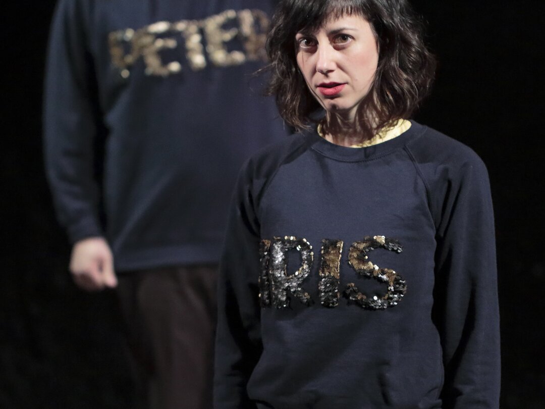 Pauline Epiney dans «Iris et moi», création montée en 2018 qui met en miroir les parcours d’Iris von Roten et de la dramaturge et comédienne sédunoise.