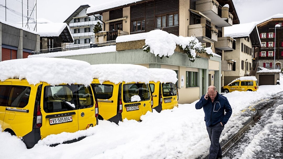 Météo: vigilance toujours de mise en Valais, touché par des avalanches