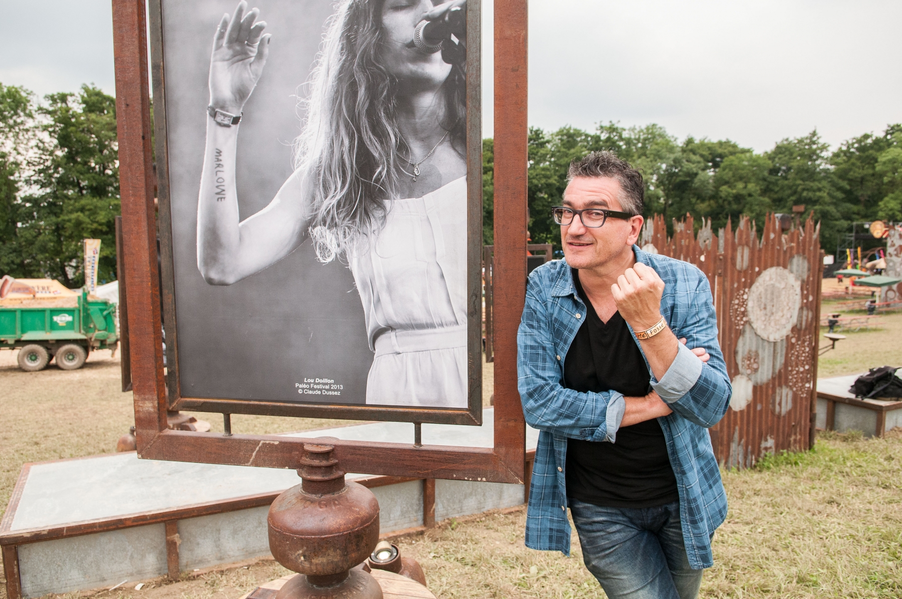 Nyon, mercredi 23.07.2014, Paléo 2014, portrait de Claude Dussex, photographe du Paléo, expose ses images à Paléo, photos Cédric Sandoz