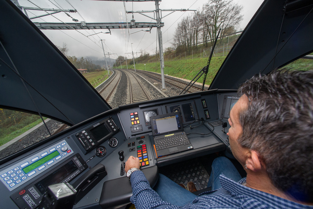 Les CFF envisagent même de remettre des cadres formés à la conduite dans les cabines de pilotage.