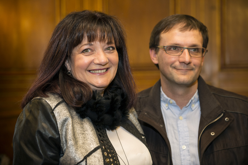 Valerie Jaggi Wepf, candidate du PLR, et Stéphane Balet (PS) devraient s'affronter lors du second tour.