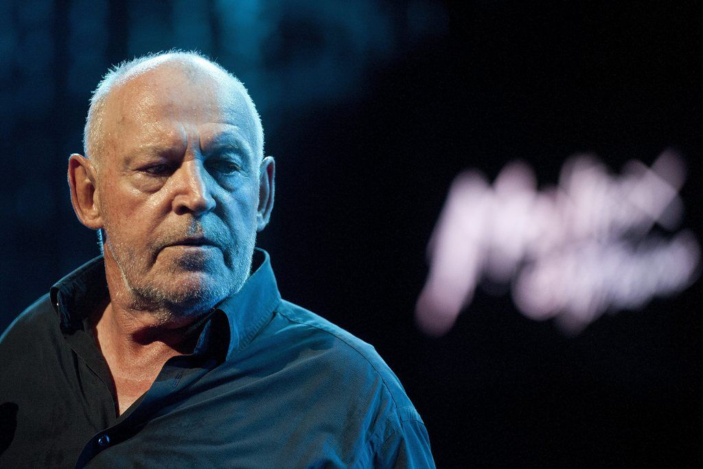 British rock singer Joe Cocker performs on the Auditorium Stravinski, during the 47th Montreux Jazz Festival, in Montreux, Switzerland, Saturday July 20, 2013. (KEYSTONE/Sandro Campardo)