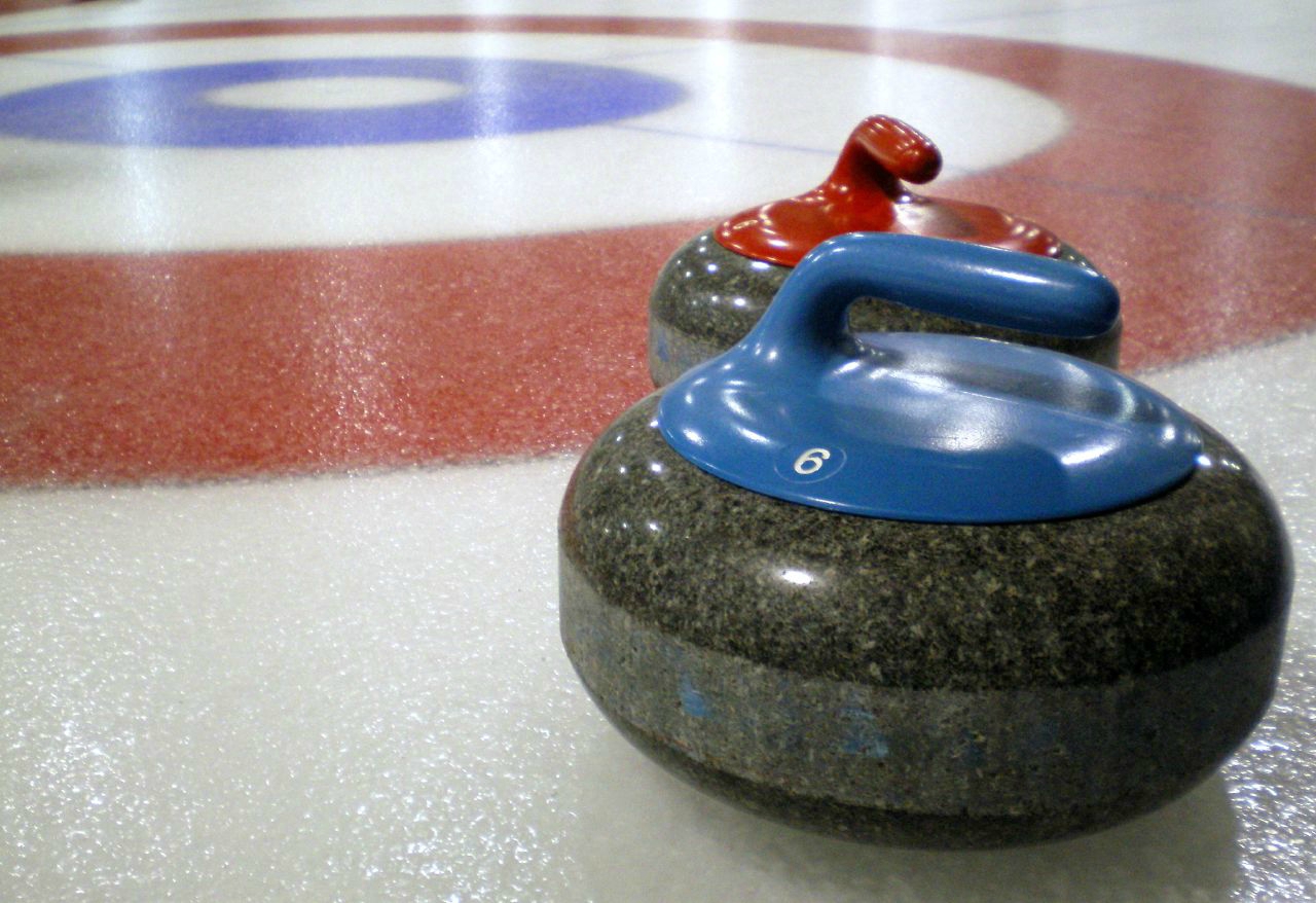 Champéry reprend les épreuves de curling des JO de la jeunesse.