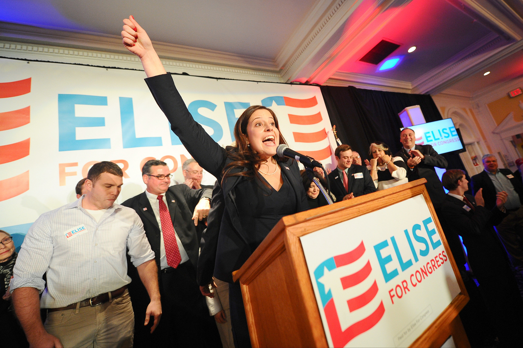 Elise Stefanik, une républicaine de 30 ans est devenue mardi la plus jeune femme à être élue au Congrès américain, où elle représentera l'Etat de New York. 