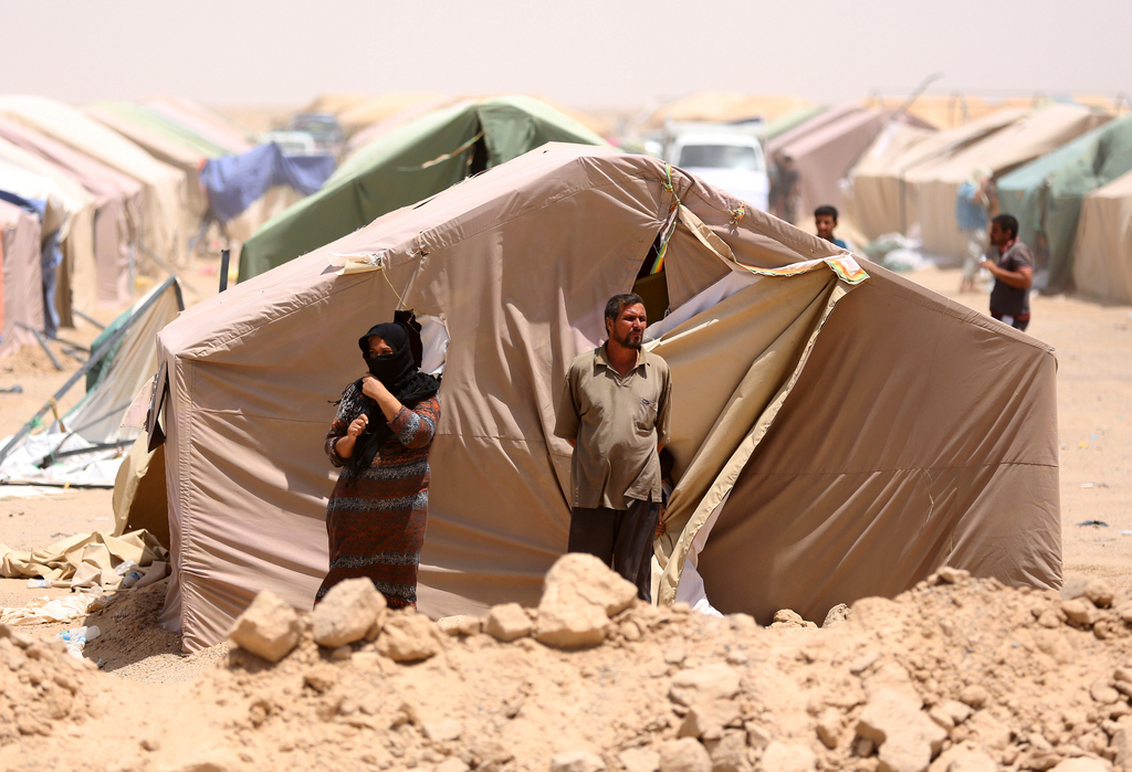 Depuis début avril, 180'000 irakiens ont fui la ville irakienne Ramadi, aux mains de l'Etat islamaique. Les réfugiés affluent dans des camps, ici près de Falloujah. 