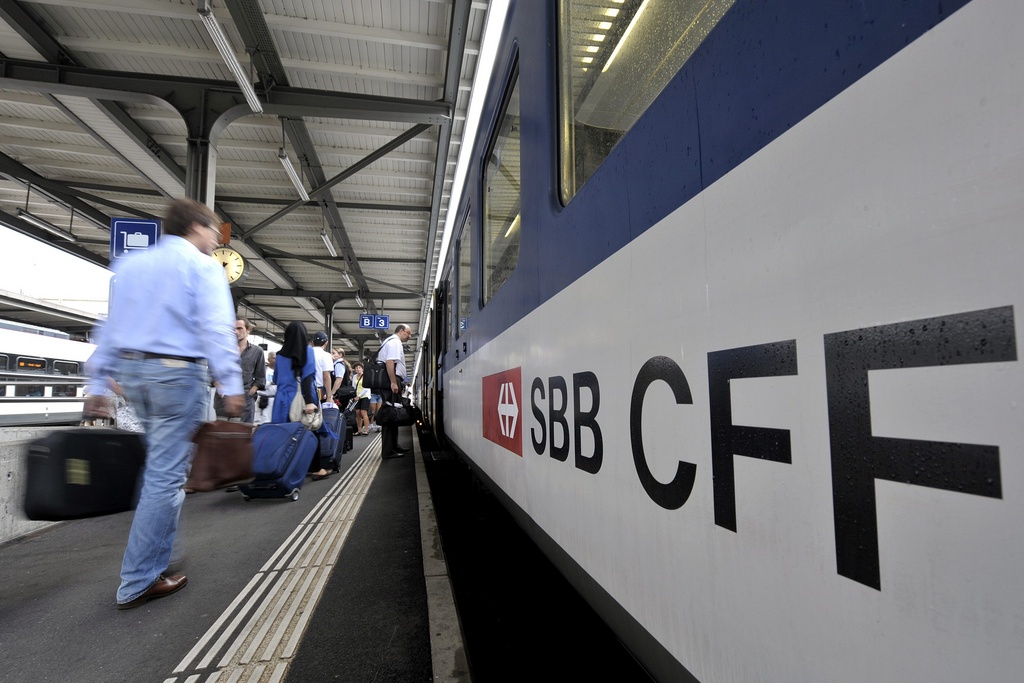 A l'occasion du week-end de Pâques, les CFF étoffent leur offre. De jeudi à lundi, la compagnie ferroviaire mettra à disposition 13 trains supplémentaires pour le Valais, le Tessin et les Grisons.