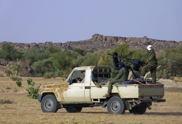 Les rebelles touaregs considèrent qu'ils ont atteint leur objectif (la frontière) depuis hier.