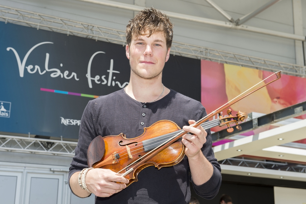 Le violoniste Anthony Fournier, 22 ans, est le seul Valaisan à jouer dans les rangs de l'orchestre du Verbier Festival.









