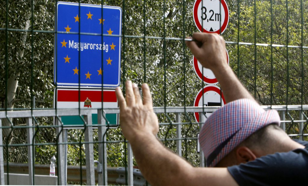 Le parlement, tenu par les populistes de Viktor Orban, a donné le feu vert à l'armée.