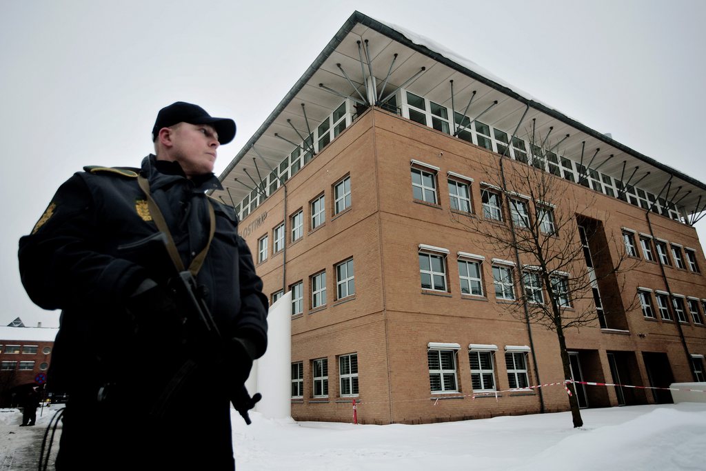 Le tribunal de district de Glostrup au Danemark dans la banlieue de Copenhague a jugé "coupables de terrorisme", quatre hommes qui ont comploté l'assassinat du personnel d'un quotidien qui avait publié les caricatures de Mahomet. 